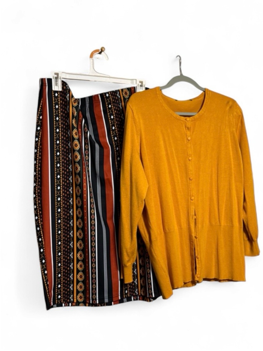 SHEIN Mustard Button-Front Pencil Skirt Set